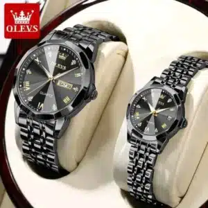 oleves couple watch